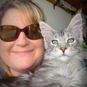 Meet your Posher, Bobbi